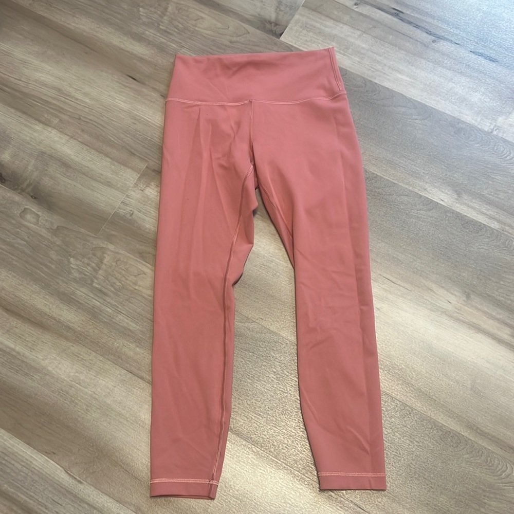 Lululemon cropped leggings